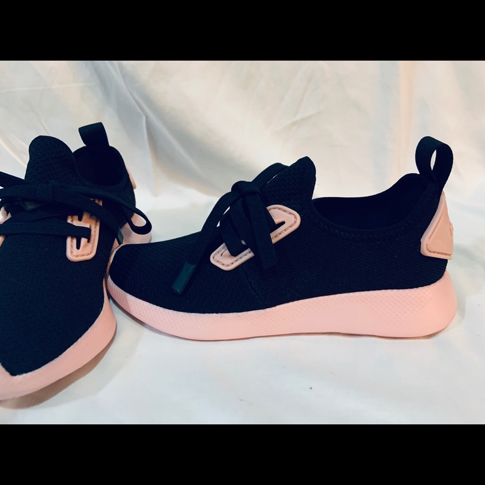 Women’s 7 sneaker, The Waldo